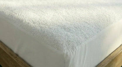 Nube Waterproof Mattress Protector
