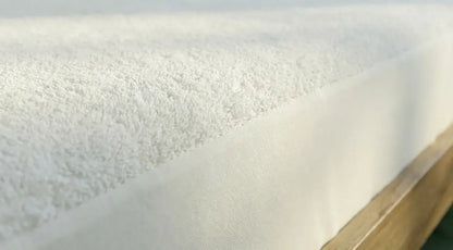 Nube Waterproof Mattress Protector